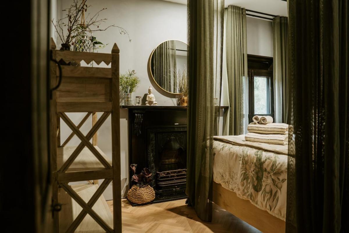 Вилла The Temple - Country Farm Retreat Launching Place Экстерьер фото